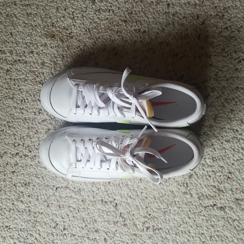 Shoes - Picture 2 of 3